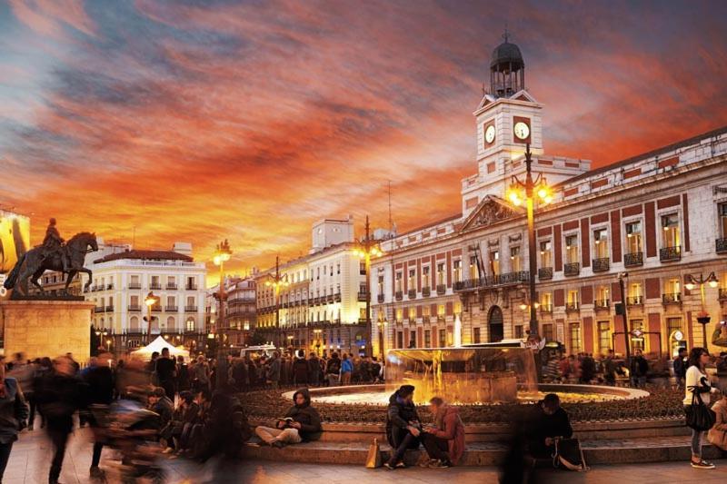 Parsa Residencial House Hotell Madrid Exteriör bild